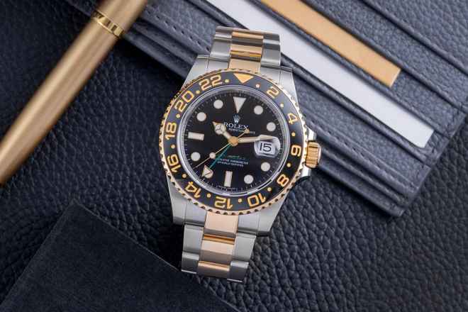  Rolex GMT-Master II Stahl / Gold Automatik Herrenuhr Ref. 116713LN Z-Serie 