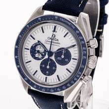 Thumbnail von Omega Speedmaster Professional Moonwatch 50th 'Silver Snoopy Award' – 310.32.42.50.02.001 – NEW & Unworn – 12/2025 Full
