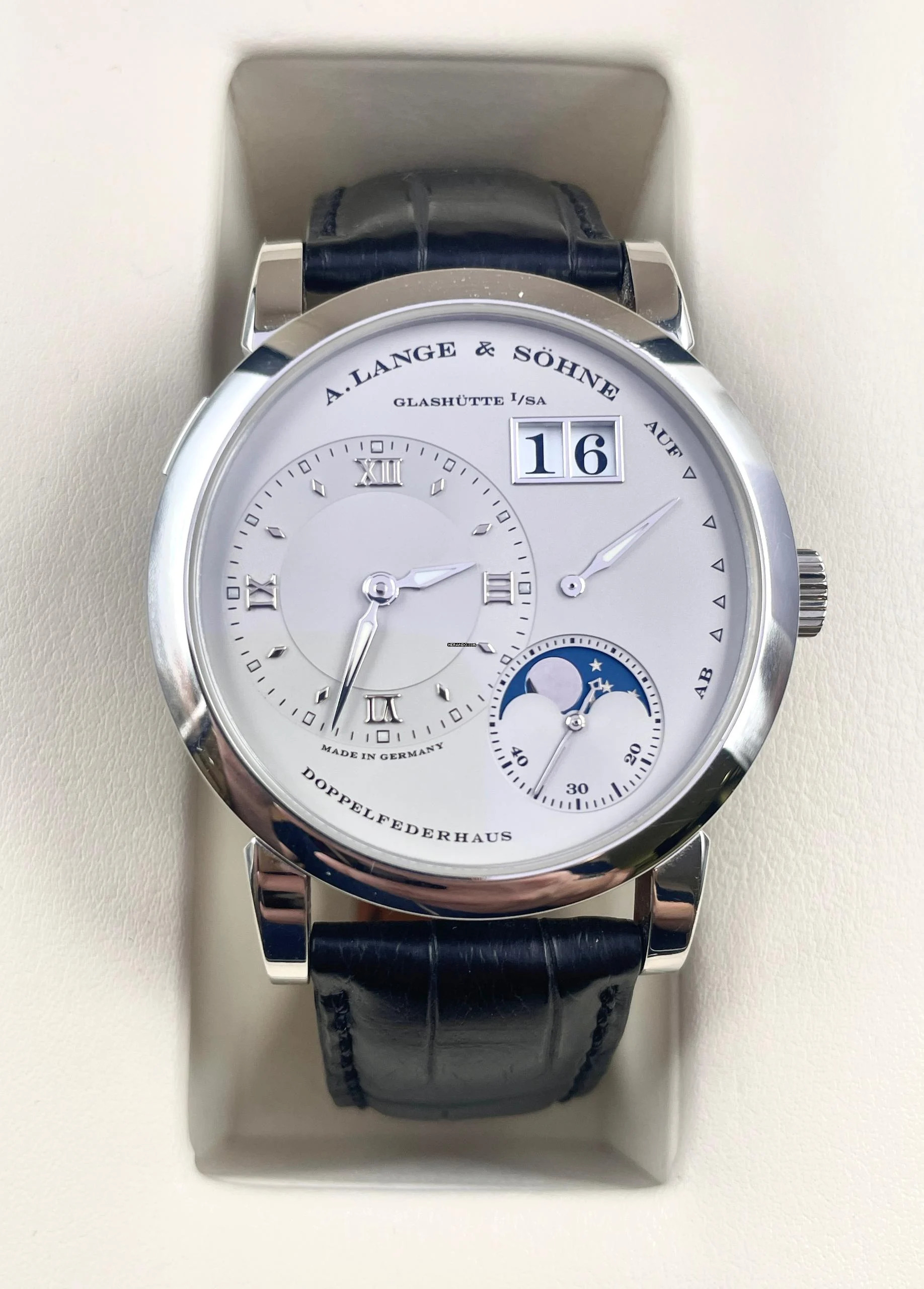 Thumbnail von A. Lange & Söhne Lange 1 Platinum Top Condition Moonphase with Box and Papers