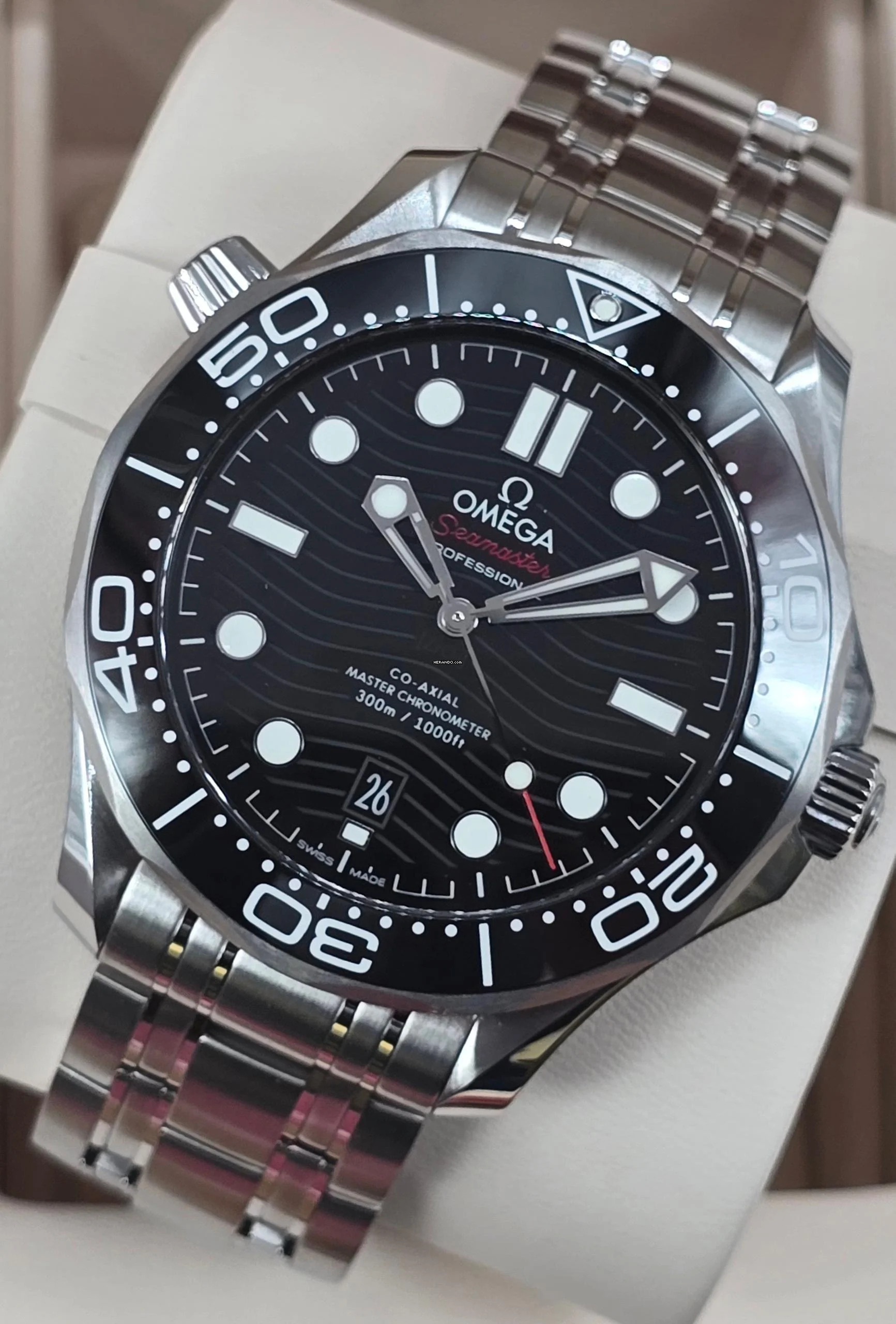 Omega Seamaster Diver 300 M 42mm 210.30.42.20.01.001 Black dial Steel Bracelet Unworn/New Condition Full Set 1-2026