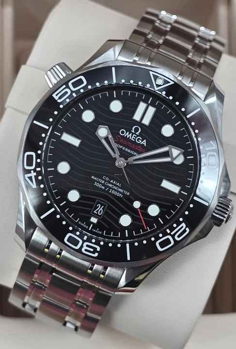  Omega Seamaster Diver 300 M 42mm 210.30.42.20.01.001 Black dial Steel Bracelet Unworn/New Condition Full Set 1-2026 