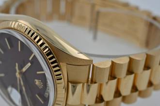 Thumbnail von Rolex Day-Date 36 Oyster Perpetual Day Date 18k Gold Stella Oxblood Red Dial Full Set LC USA