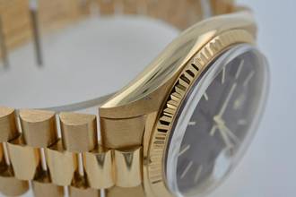 Thumbnail von Rolex Day-Date 36 Oyster Perpetual Day Date 18k Gold Stella Oxblood Red Dial Full Set LC USA