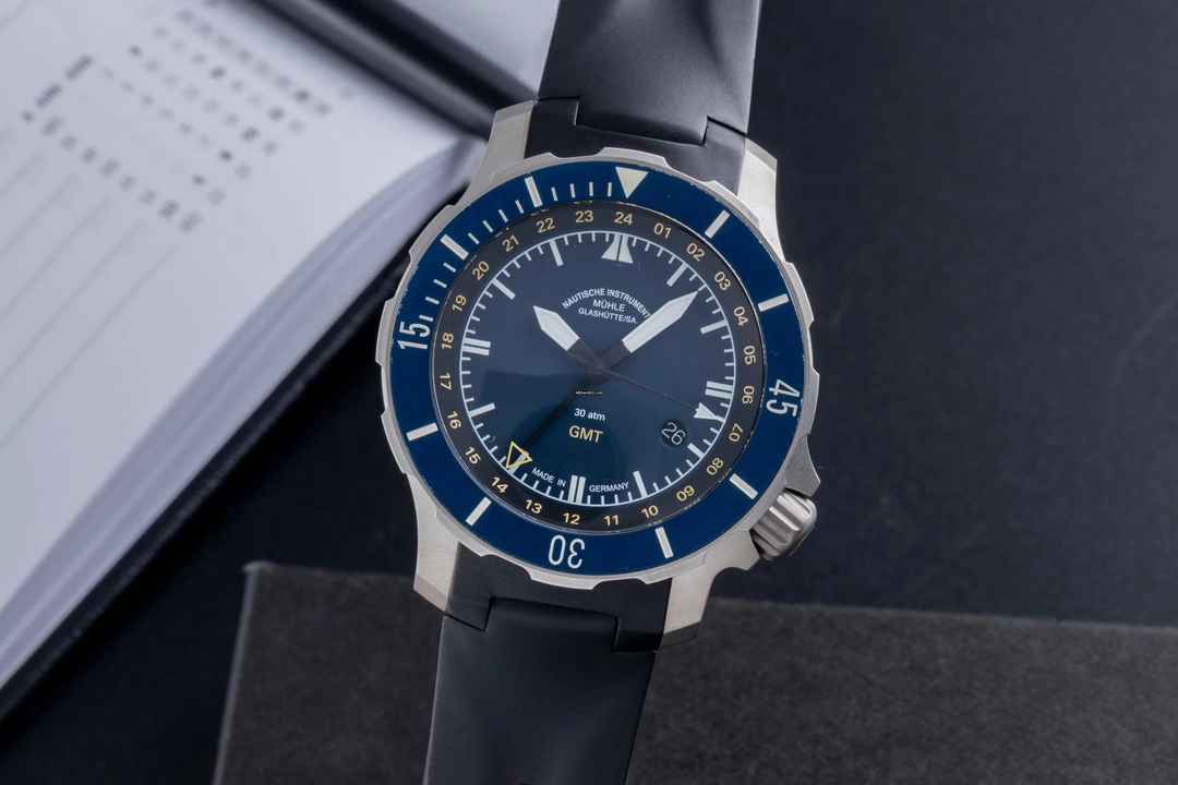  Mühle Glashütte Seebataillon GMT Titan Automatik Herrenuhr Ref. M1-28-62 KB B&P 