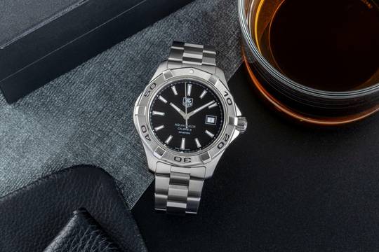  TAG Heuer Aquaracer 300M Automatik Calibre 5 Edelstahl Herrenuhr Ref. WAP2010 