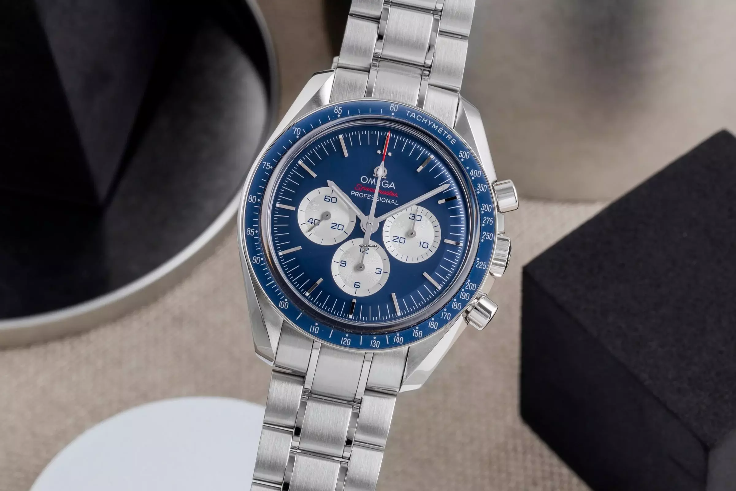  Omega Speedmaster Professional Moonwatch Tokyo 2020 Blue Chronograph Ref. 522.30.42.30.03.001 
