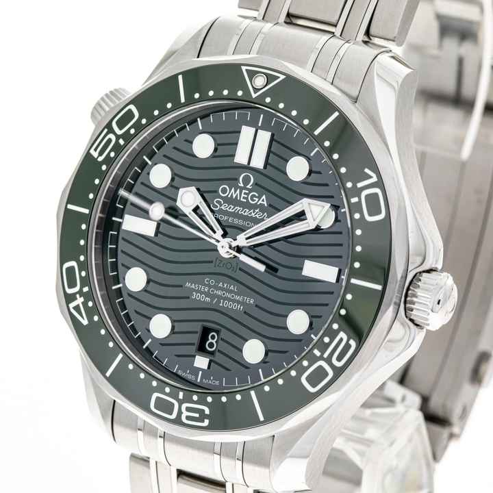 Omega Seamaster Diver 300 M Zielony – 210.30.42.20.10.001 – NOWA i Nie noszona – pełny zestaw do 11/2025