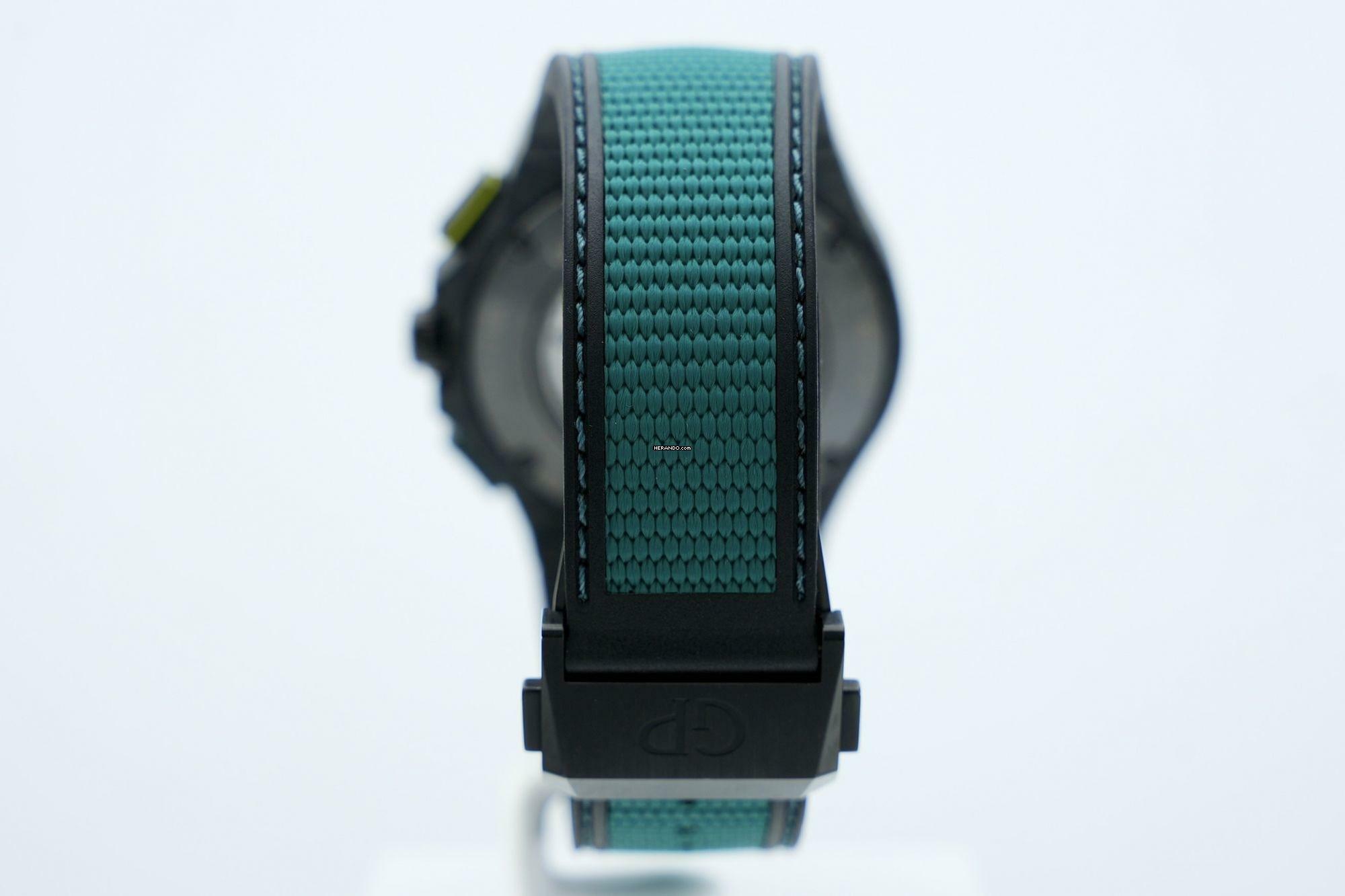 Thumbnail von Girard Perregaux Laureato Absolute Chronograph Aston Martin F1 Edition - Limited To 306 Pieces - Carbon Case - 24 Months Warranty 81060-41-3071-1CX