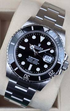  Rolex Submariner Date 126610LN Chronometer Very Good Condition Full Set 9-2021 