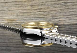 Thumbnail von Omega Speedmaster Date 39 Automatik TIP TOP VINTAGE Stahl / Gold langes Armband