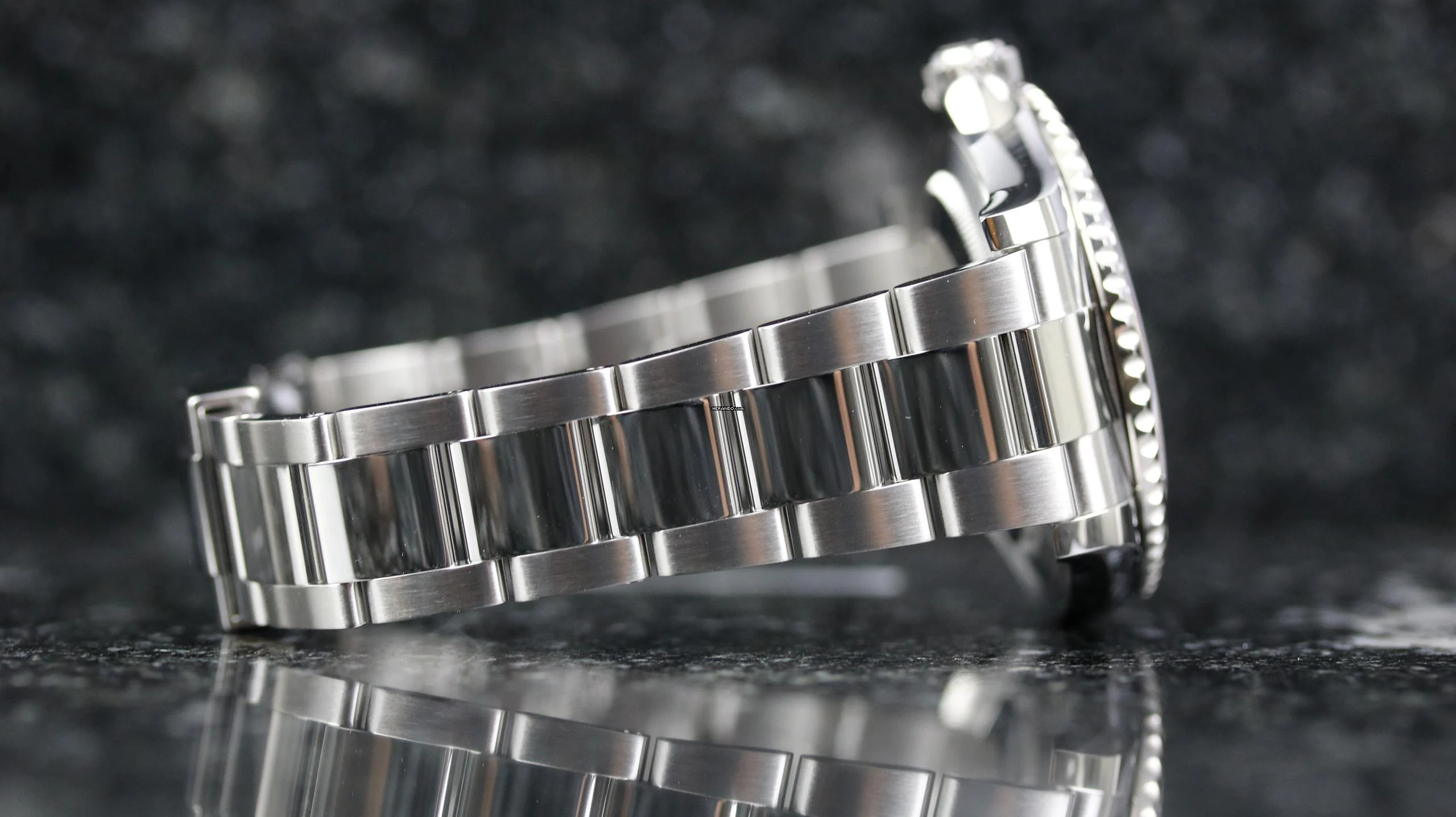 Rolex Yacht-Master 40 Rhodium - like New - Fullset - 10/2022