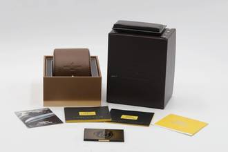 Thumbnail von Breitling Avenger Blackbird 44 Titan Automatik Herrenuhr Ref. V17311 B&P 2019