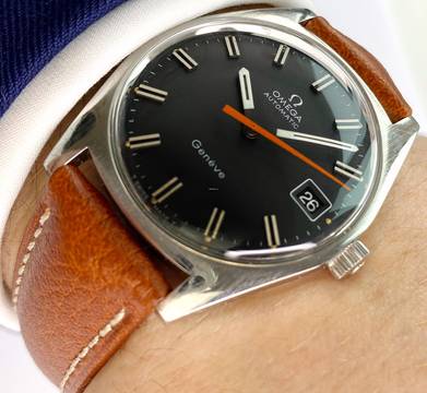  Omega Genève Serviced Geneve Vintage Automatic Automatik Black Dial Red Hand 166041 166041 