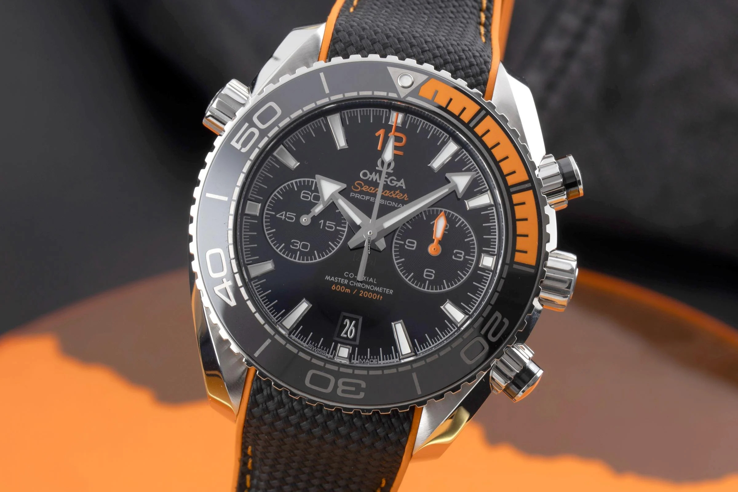 Omega Seamaster Planet Ocean Chronograph 600M Chronograph 215.32.46.51.01.001 B&P 2020