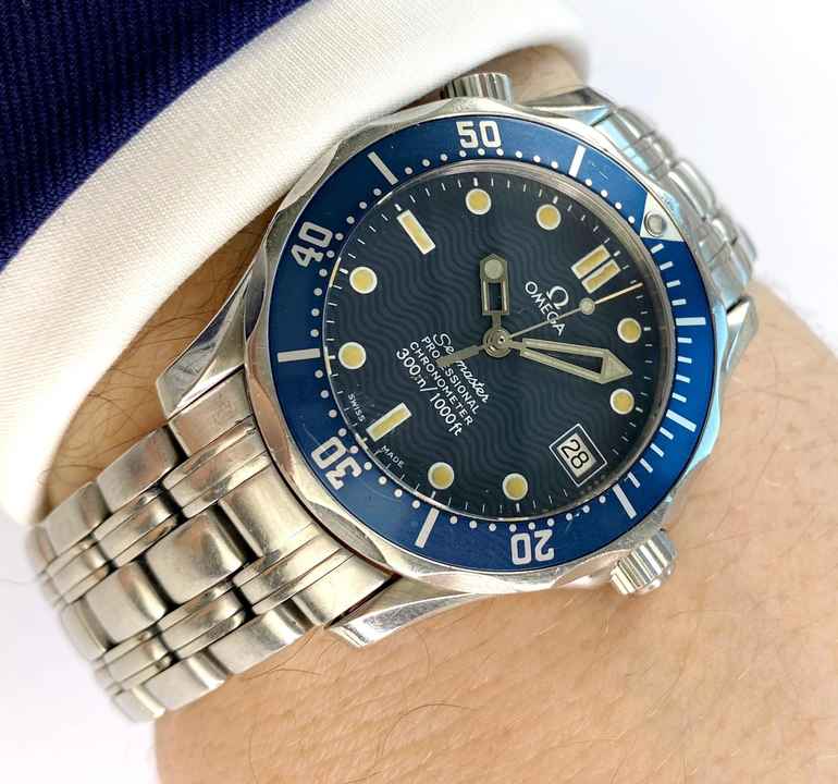  Omega Seamaster Diver 300 M PAPERS 36mm Vintage Automatic Professional James Bond 25518000 25518000 