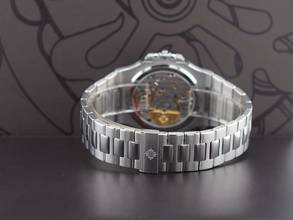 Thumbnail von Patek Philippe Nautilus 5712/1a-001 Like New Full Set. 2015