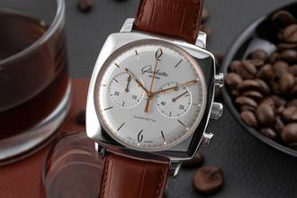 Thumbnail von Glashütte Original Sixties Square Chronograph Senator Sixties Square Chronograph 1-39-34-03-32-04 Box