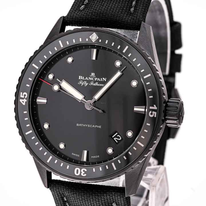 Blancpain Fifty Fathoms Bathyscaphe 43 – 5000-0130-B52A – comme NEUF – 2022 Full Set