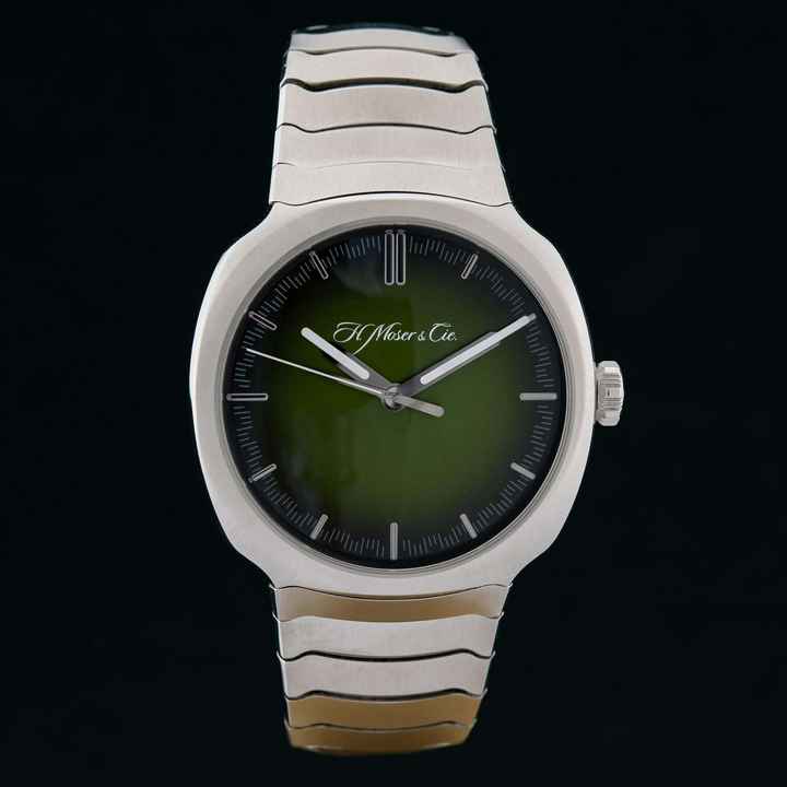  H.Moser & Cie. H. Moser & Cie. Streamliner Centre Seconds Matrix Green Fumé 6200-1200 Automatic Full Set Streamliner Centre Seconds Matrix Green Automatic Edelstahl 