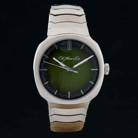  H.Moser & Cie. H. Moser & Cie. Streamliner Centre Seconds Matrix Green Fumé 6200-1200 Automatic Full Set Streamliner Centre Seconds Matrix Green Automatic Edelstahl 