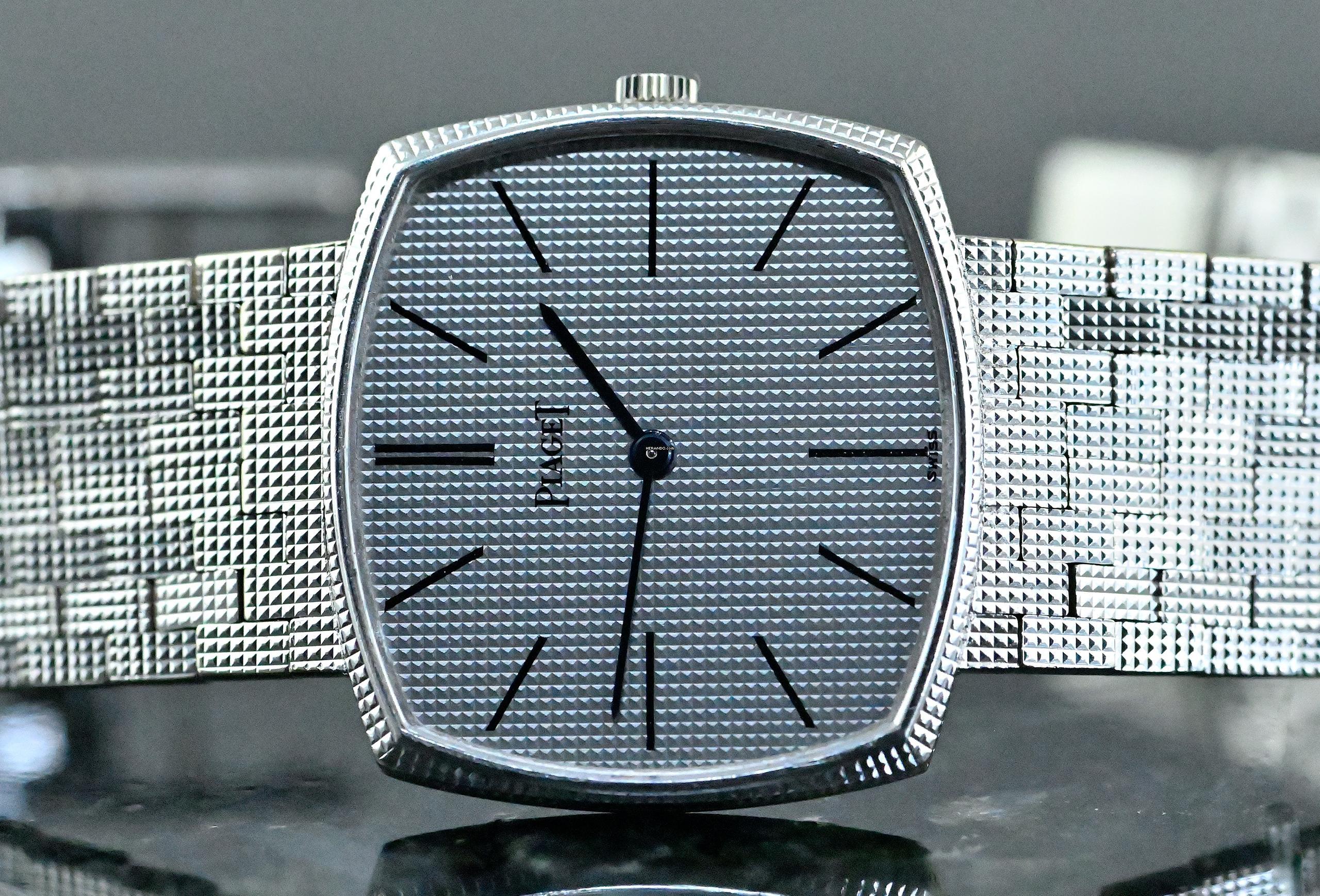 Thumbnail von Piaget rare Vintage TV Screen | 9501 | Clous De Paris | white gold