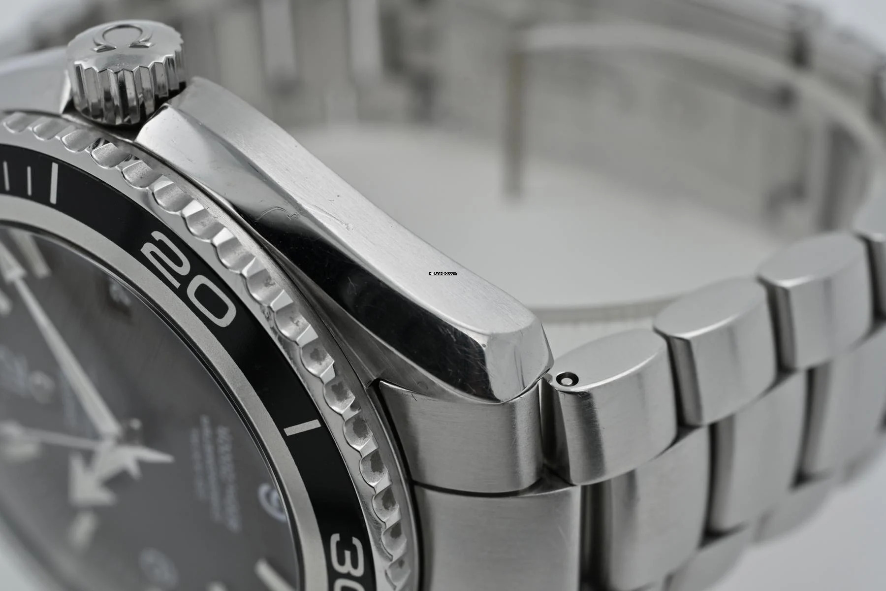  Omega Seamaster Planet Ocean 45.5mm 2200.50 