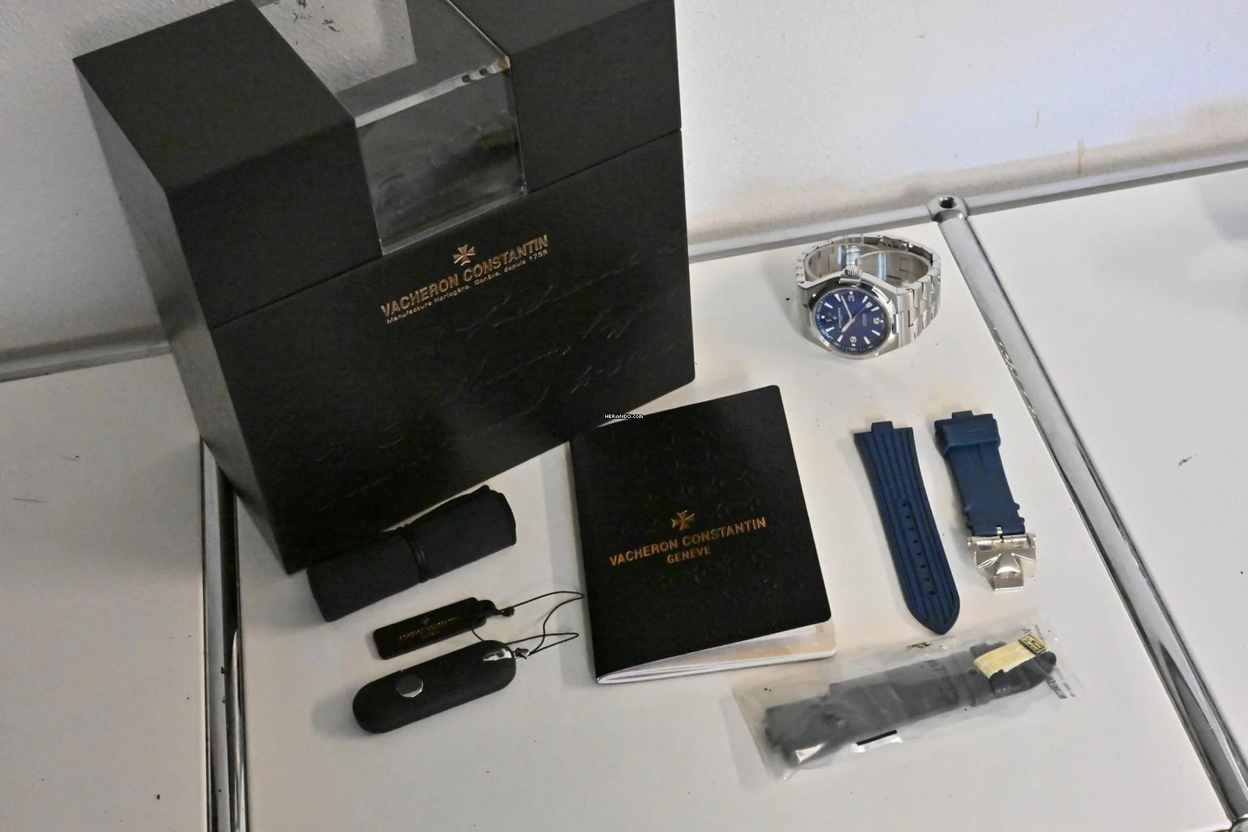 Thumbnail von Vacheron Constantin Overseas Limited Blue Dial Bracelet Rubber Leather 350pcs 47040/000A-9008