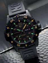 Thumbnail von Luminox XS.3865.GOLD Herrenuhr Master Carbon Seal Automatik Limited Edition 45mm 20ATM