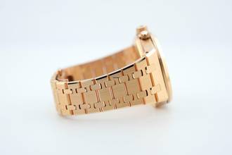 Thumbnail von Audemars Piguet Royal Oak Chronograph 38mm Chronograph In Rose Gold - Blue Dial - 26715OR.OO.1356OR.01 2025