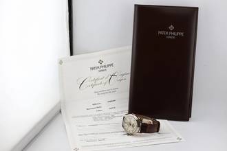 Thumbnail von Patek Philippe Perpetual Calendar White Gold - Ivory Dial - With Papers - 5320G-001 2019