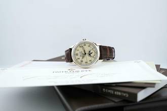 Thumbnail von Patek Philippe Perpetual Calendar White Gold - Ivory Dial - With Papers - 5320G-001 2019