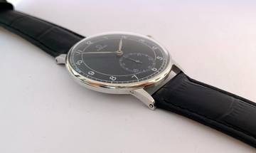 Thumbnail von Omega Serviced Oversize Jumbo 37mm Vintage Black Restored Sector Dial 2319 2319