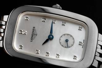 Thumbnail von Longines Equestrian Ref.L6.142.4.87.6 2025 Full Set Ungetragen Equestrian Perlmutt Diamanten