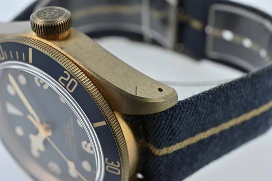  Tudor Black Bay Bronze Heritage Black Bay Bronze Blue Bucherer 79250BB LC100 