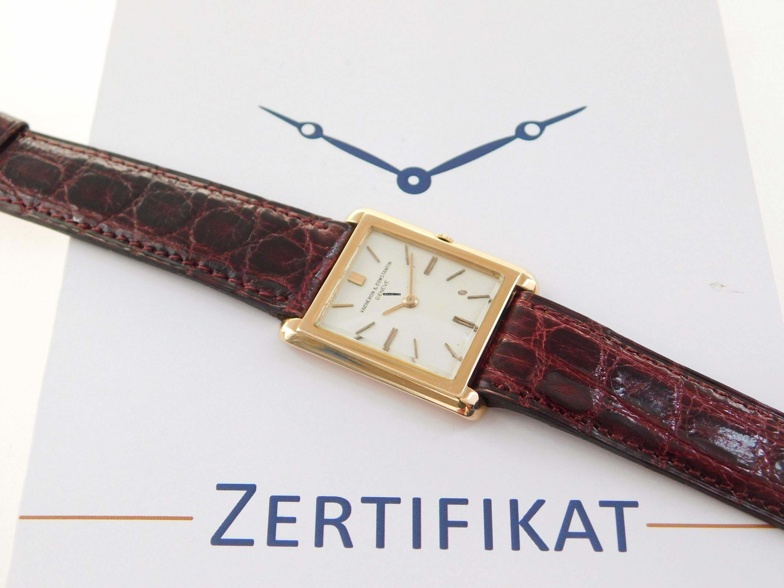 Thumbnail von Vacheron Constantin Tank Ultra Thin 18 Karat Rotgold RARE Kaliber 1003 Handaufzug 4,5mm flach unpolished original condition Rare