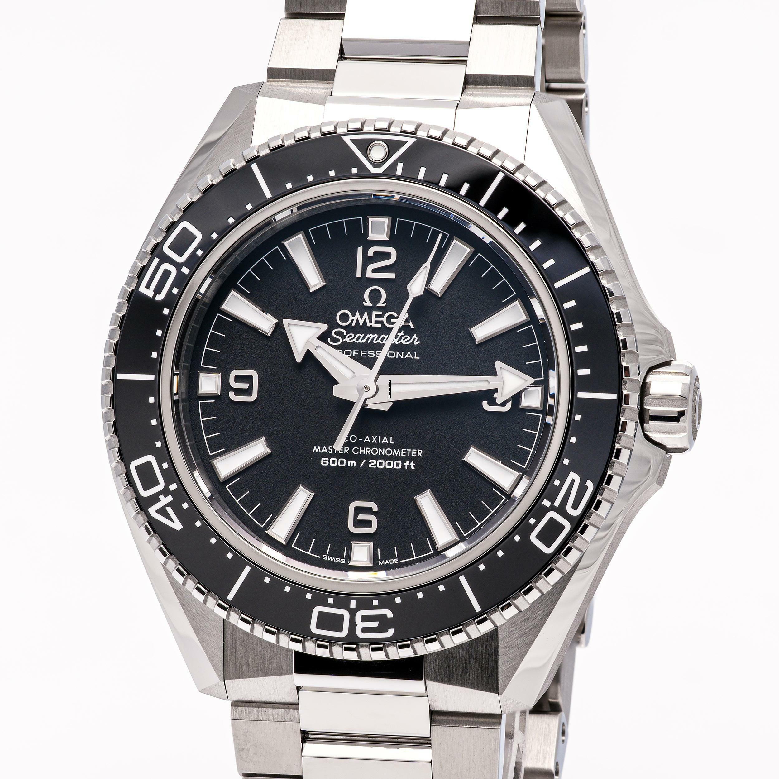  Omega Seamaster Planet Ocean 600m Black – 217.30.42.21.01.001 – NEW & Unworn – 02/2026 Full Set 