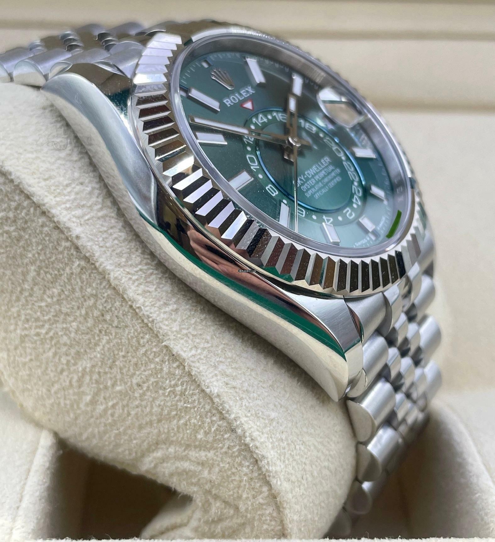 Thumbnail von Rolex Sky-Dweller GREEN JUBILEE WITH BOX AND PAPERS NEW year:2023