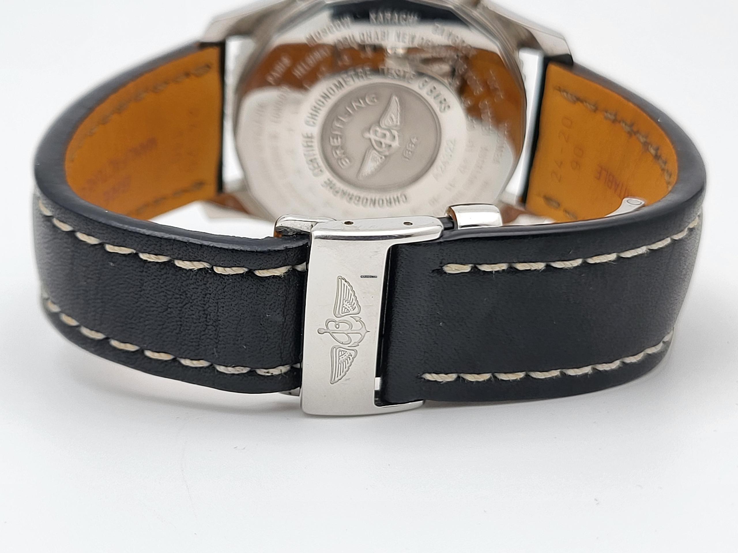 Thumbnail von Breitling Navitimer World 46 mm Full Set