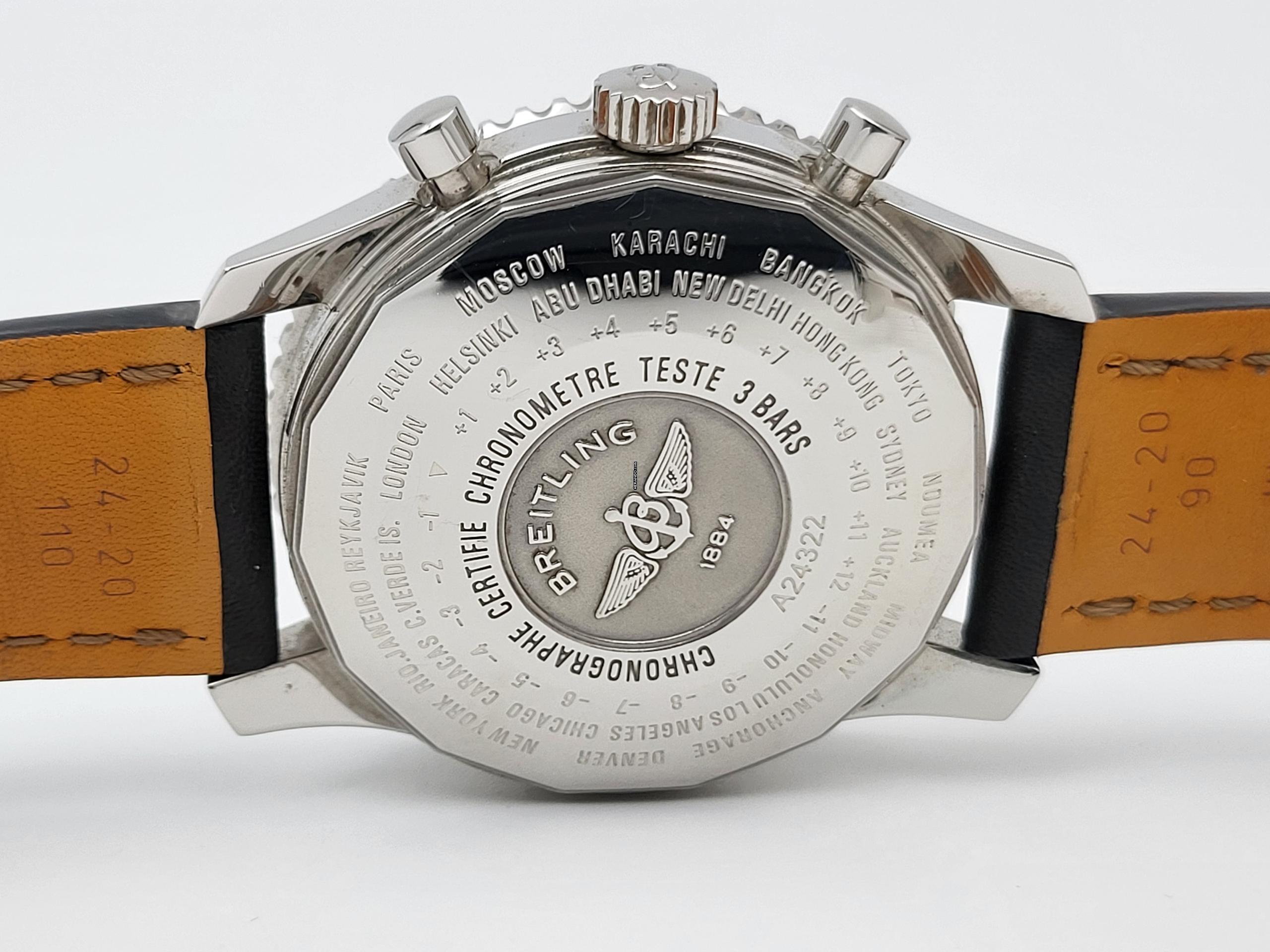 Thumbnail von Breitling Navitimer World 46 mm Full Set