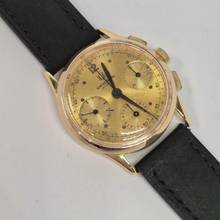 Thumbnail von Universal Genève Vintage Chronograph Ouro Corda 35mm