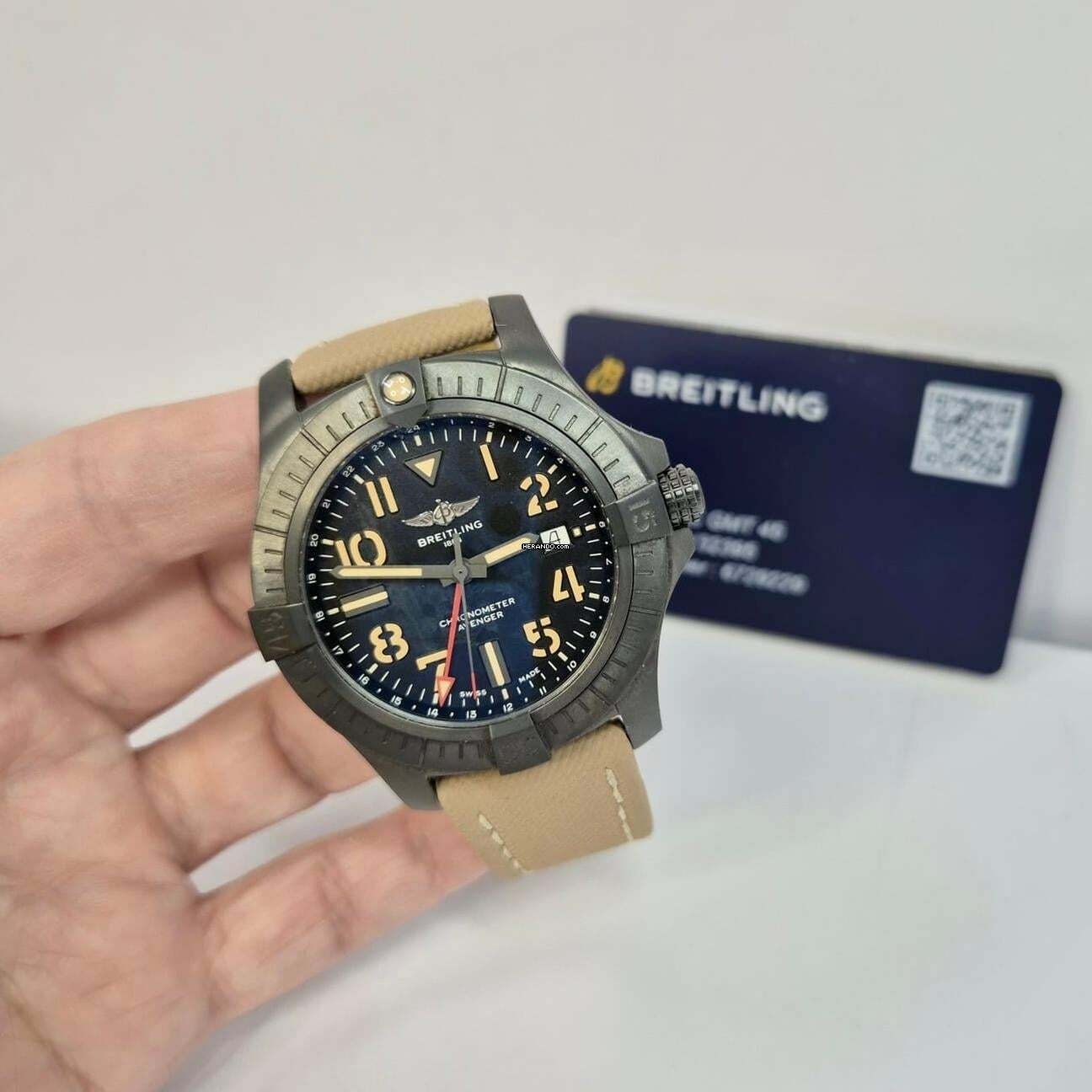  Breitling Avenger Night Mission GMT DLC Titanium 45mm Automático Completo 