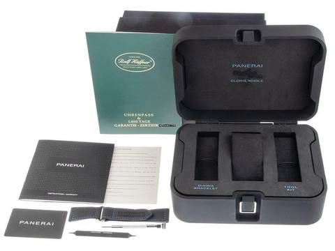  Panerai Submersible Chrono Guillaume Nery Edition Ref.PAM00982 2025 Full Set Ungetragen Submersible Chrono Guillaume Nery Edition Titan 