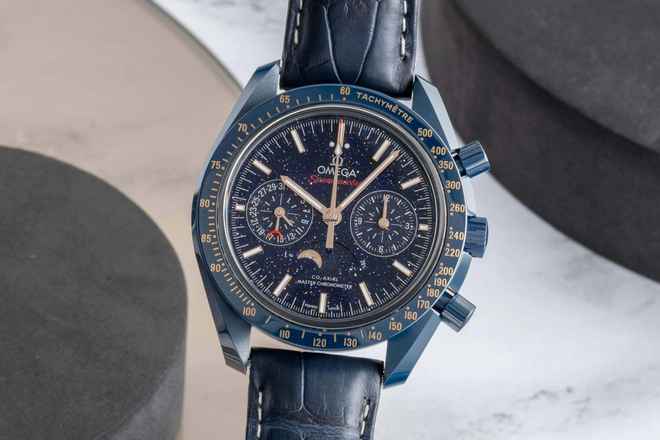  Omega Speedmaster Moonphase Moonwatch Blue Side of the Moon 304.93.44.52.03.002 