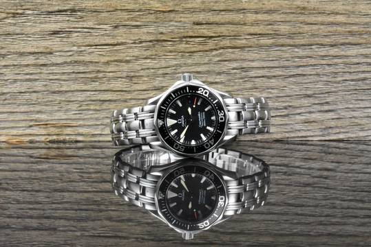  Omega Seamaster Diver 300 M Quarz Lady 2282.50 Black Dial - Vintage 