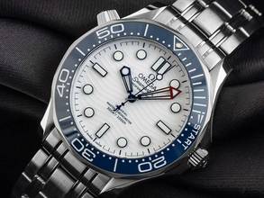 Thumbnail von Omega Seamaster Diver 300 M America's Cup 2024 Barcelona 2026 Ref.210.30.42.20.04.002 2025 Full Set Ungetragen Seamaster Diver 300M 37. America's Cup Barcelona