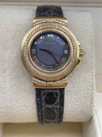  Tiffany & Co Intaglio Fullgold 18Kt with Diamonds setting watch only 