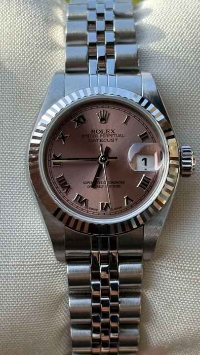  Rolex Lady-Datejust Top condition box and papers rose dial 