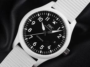 Thumbnail von IWC Fliegeruhr Pilot's Watch TOP GUN Lake Tahoe Ref.IW328104 2026 Full Set Ungetragen Pilot's Watch TOP GUN Lake Tahoe Keramic White