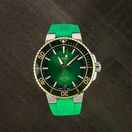  Oris Aquis Date 01 400 7769 6357-07 4 22 77fc Aquis Date Calibre NEW FULL SET 