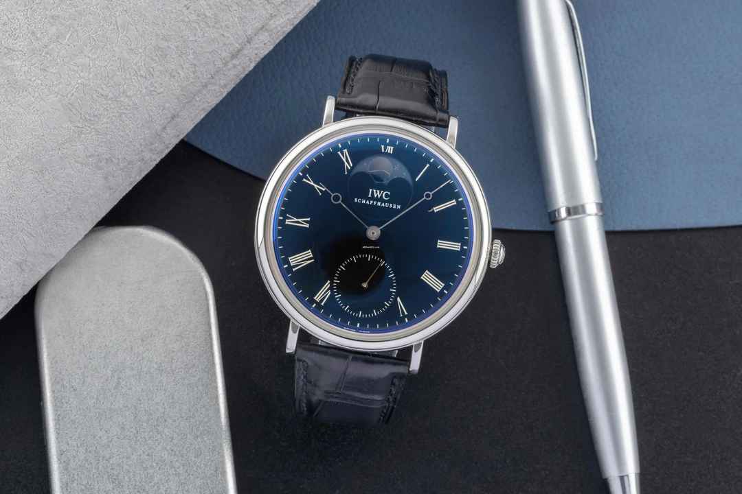  IWC Portofino Handaufzug Vintage Portofino Moonphase Handaufzug Stahl Ref. IW544801 Papiere 